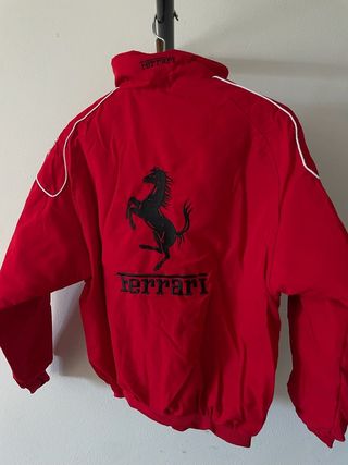 Chaqueta Ferrari Roja Puma F1 Retro Unisex Bordada