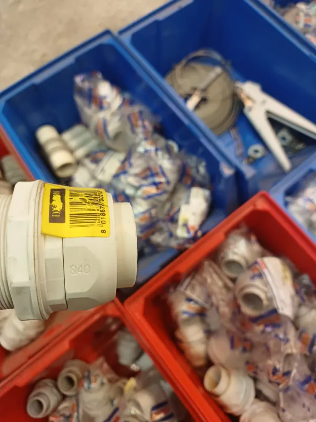 Lote material fontanería PVC