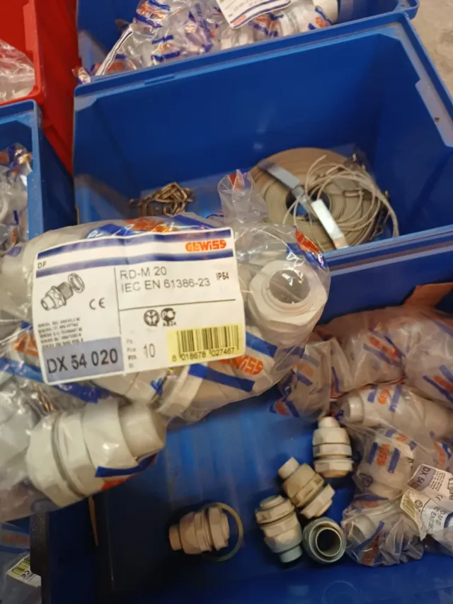 Lote material fontanería PVC