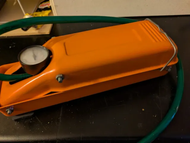 Pompa pneumatica a pedale con manometro