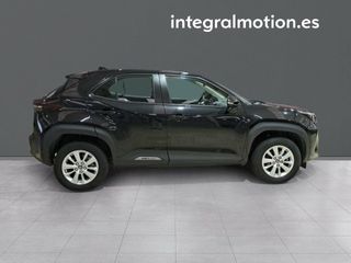 Toyota Yaris Cross 1.5 120H Business Plus