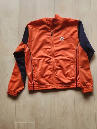 Chaqueta deportiva naranja