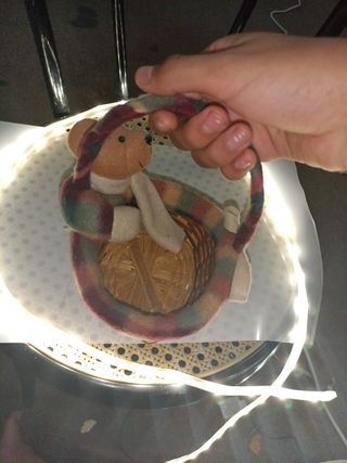 Cesto decorativo con orsetto