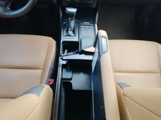 Lexus ES 2.5 300h Premium