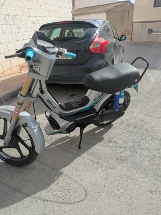Moto Variant