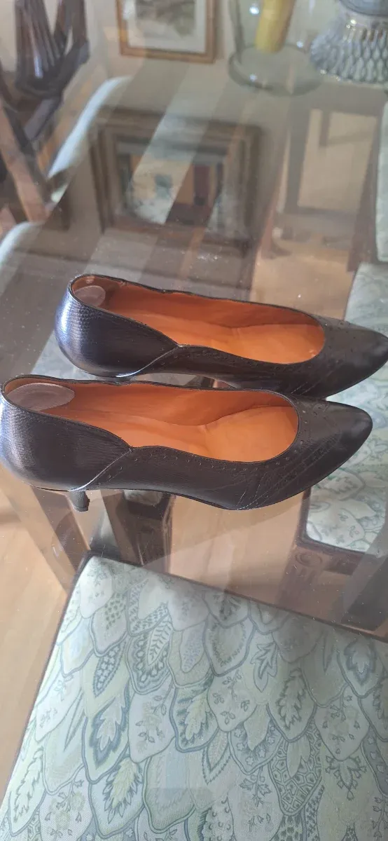 Zapatos de piel tacón negros/plateados