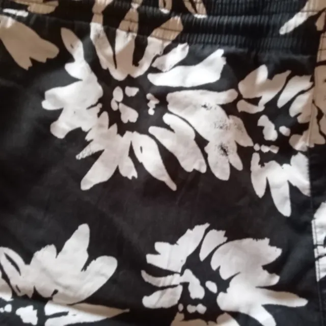 Bañador GAP floral negro