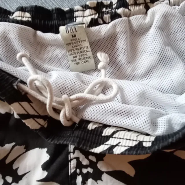 Bañador GAP floral negro