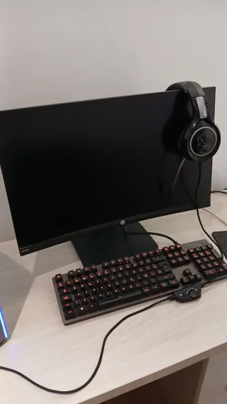 Set Ordenador Gaming (Gráfica AMD)