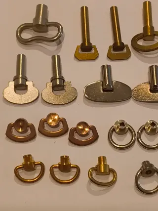 Lotto 20 chiavette per orologi