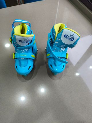 Patines Ajustables T 27-30 + Casco y Protecciones