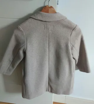 Abrigo Zara niña 6-7 años