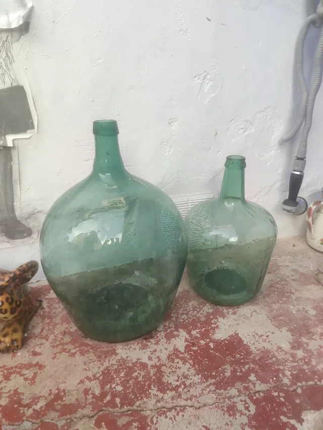 2 damajuanas antiguas de vidrio