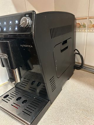 Cafetera Delonghi Autentica Automática