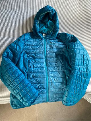 Chaqueta plumas deportiva azul mujer