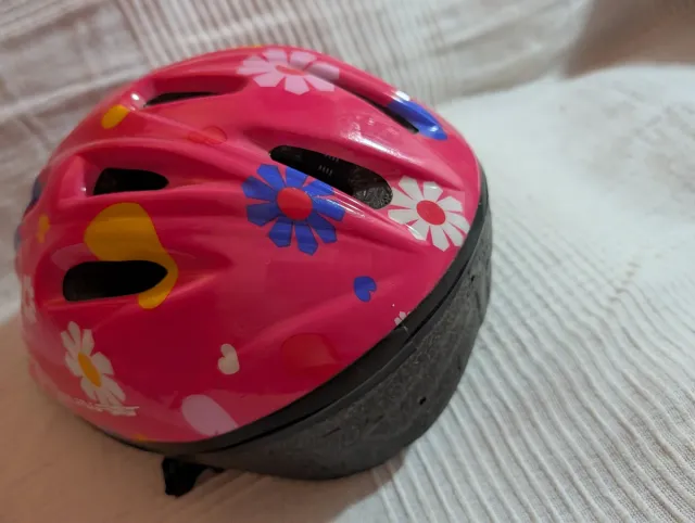 Casco bici infantil niña flores