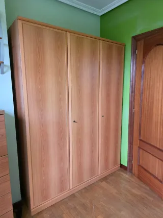 Armario 3 puertas madera