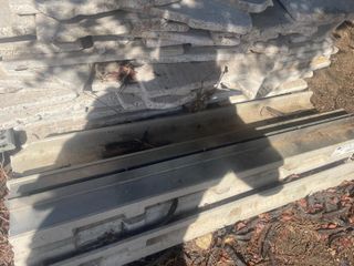 mármol travertino y canaletas