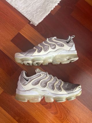 Nike Air Vapormax Plus Beige/Gris/Blanco