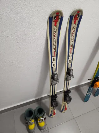 Esquís Dynastar 110cm Niños y botas 20