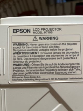 Proyector Epson Negro