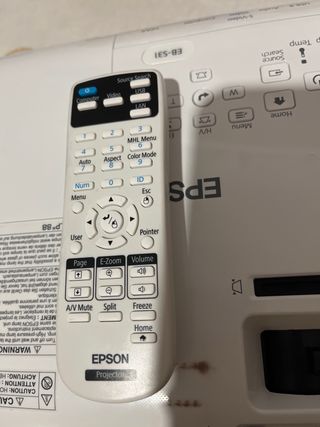 Proyector Epson Negro