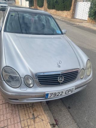 Mercedes-Benz 220 2003