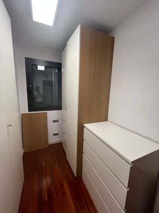 Armario modular PAX Ikea roble y blanco