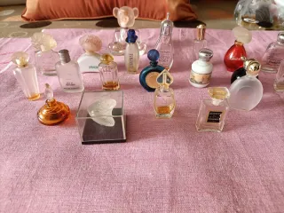 Miniaturas de colonias vacías