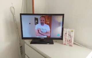 Tv 22"+cascos de regalo ascao