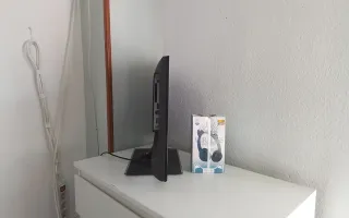 Tv 22"+cascos de regalo ascao