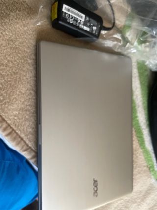 Acer Aspire V5 6 GB RAM 160GB HD