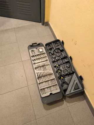 Maletín de herramientas CONTRA