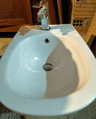 Bidet in ceramica bianco