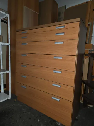 Cómoda de madera con 6 cajones