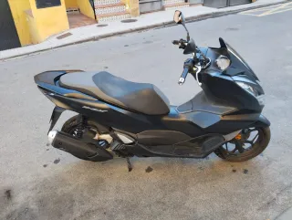 Honda PCX 125 Negra mate