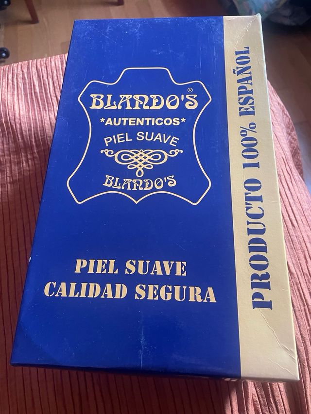 Zapatos de piel negros hechos en España