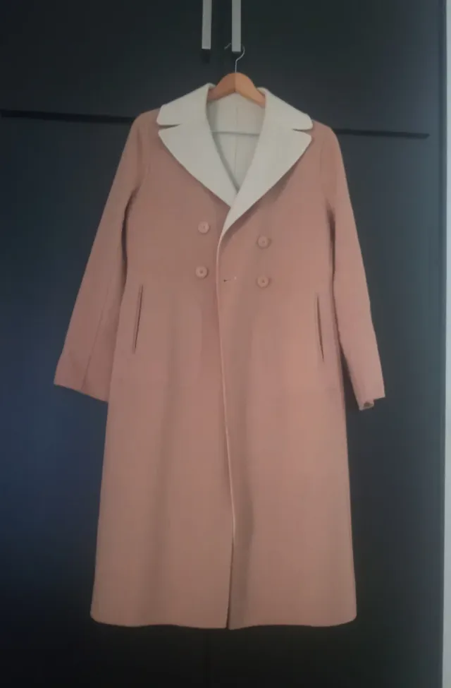 Abrigo Adolfo Domínguez camel.