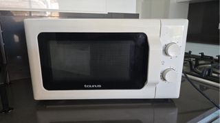 Microondas Taurus Blanco