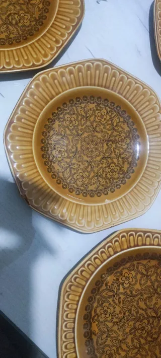 Juego de 4 platos y bandeja