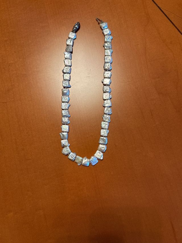 Collar perlas cuadradas cierre plata