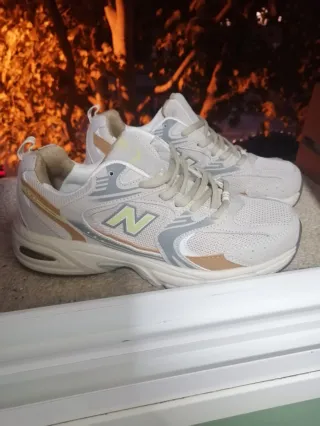 New Balance Bambas Beige/Gris