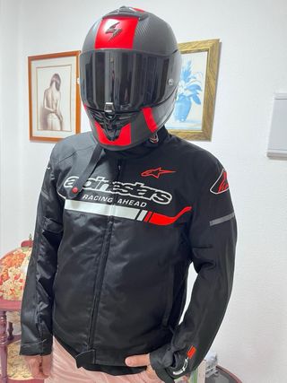 Casco de moto Scorpion