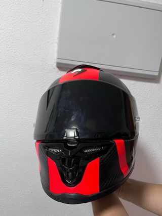 Casco de moto Scorpion