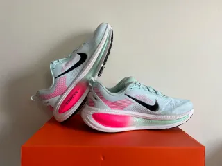 Nike Vomero 18 Zapatillas Running