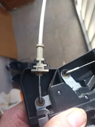 Cerradura Puerta Derecha delantera  Opel Astra G