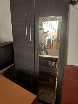 Specchio a figura intera