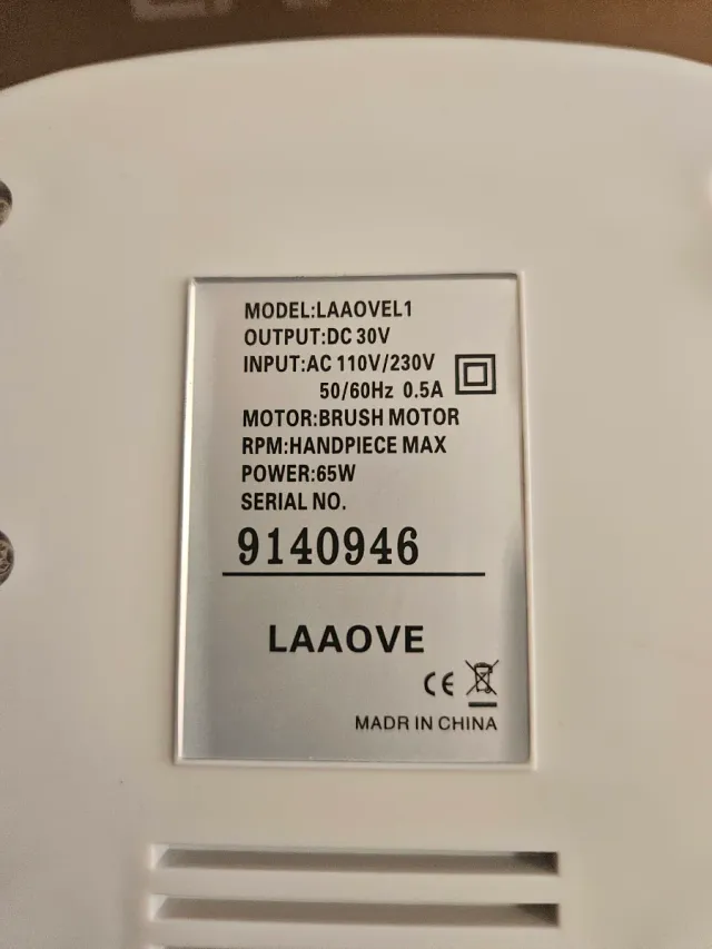 Smalto per unghie Dremel