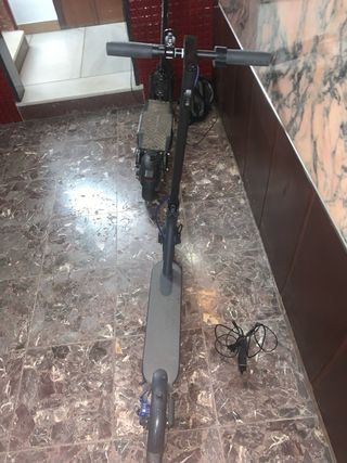 Xiaomi Mi Electric Scooter 3 Negra COMO NUEVO