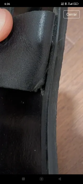 Sandalias planas de piel negras con hebillas